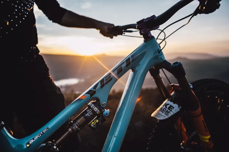 Design your dream bike with our expert team. From frame selection to final adjustments, we ensure your ride is uniquely yours.