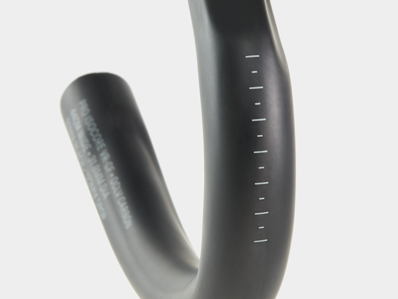 Bontrager Pro IsoCore VR-CF 31.8mm Road Handlebar in Black-2
